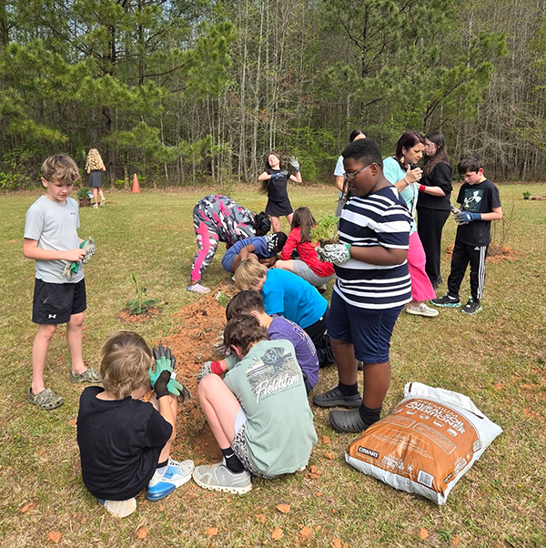 Turner Woods Student Planting Day | Shaome Cooperative